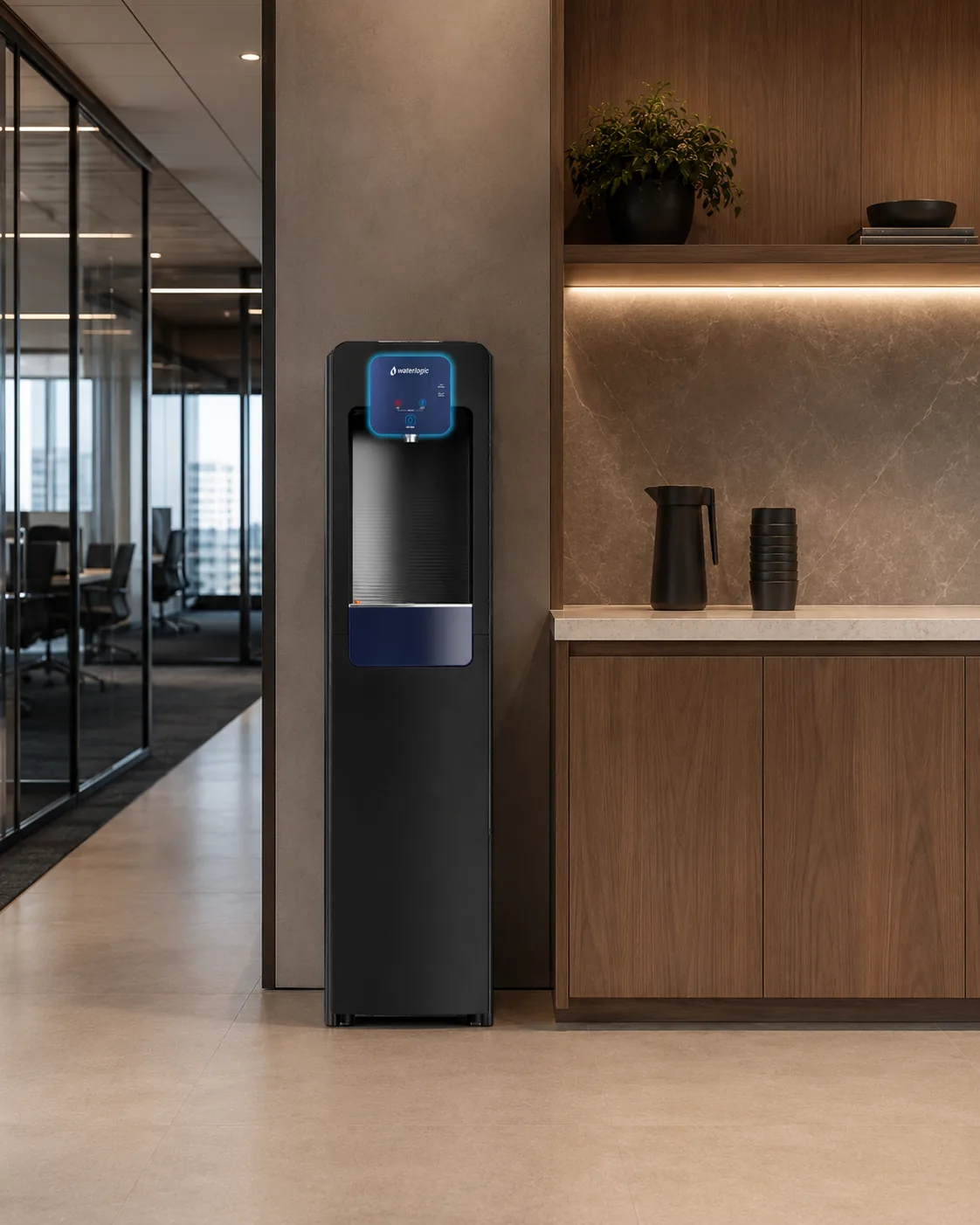 Dispensador Waterlogic WL50RO en una oficina moderna
